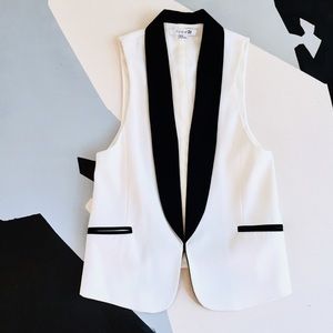 Forever 21 White Tuxedo Vest w/ Black Shawl Collar